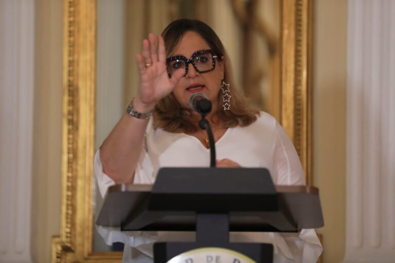 La exlegisladora y excabildera por la estadidad continuará fungiendo también como secretaria auxiliar de Gerencia y Administración