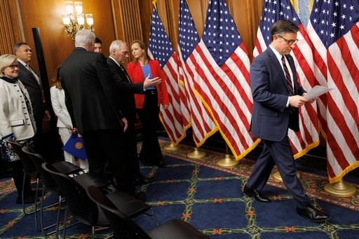 El alto foro invalidó algunos de las tarifas, pero el presidente anunció inmediatamente nuevos impuestos a la importación