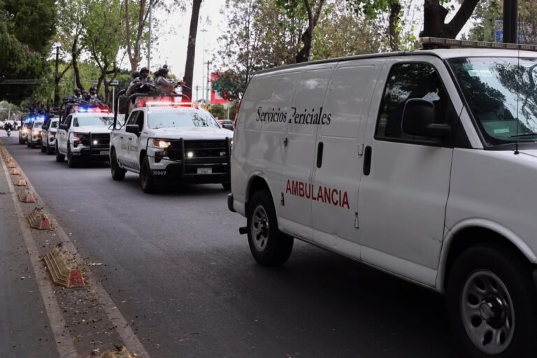 Mientras el gobierno del estado intenta recuperar la normalidad