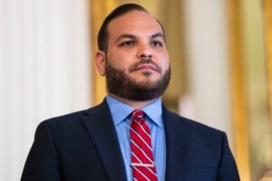 El Senado colgó el lunes la designación del licenciado como juez municipal