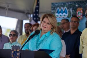 La gobernadora convocó una reunión para este jueves con “todos los componentes” de la zona para atender los problemas