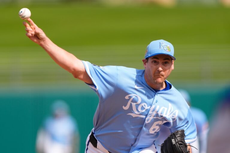 El derecho de los Royals de Kansas City será el encargado de iniciar el primer desafío de los boricuas frente a Colombia