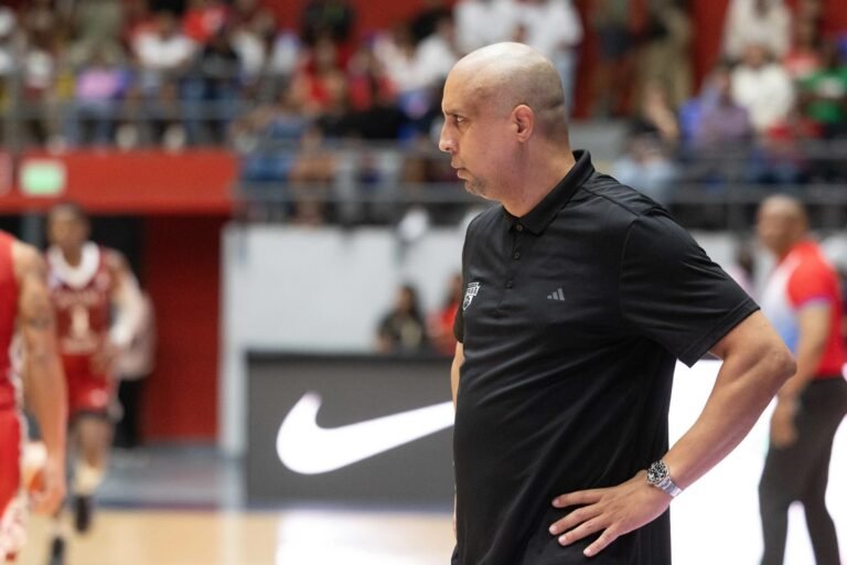 Los panameños, bajo el mando del técnico ponceño, derrotaron a Cuba en la segunda ventana clasificatoria a la Copa del Mundo FIBA 2027
