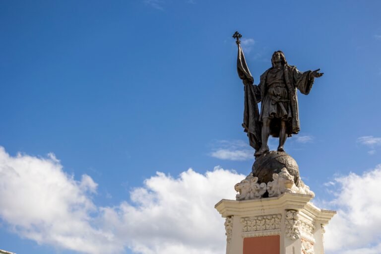 En un gesto más para alabar la figura del conquistador como bandera simbólica y cultural de Estados Unidos