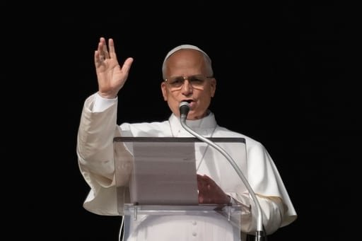 Lamentó que menores vivan en la pobreza extrema, sufriendo abusos o siendo desplazados por la fuerza