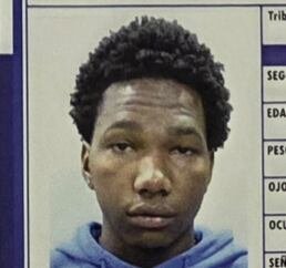 Contra Izaia Díaz Doñe, de 26 años, pesaba una orden de arresto por tentativa de asesinato