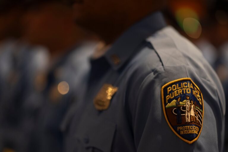 El hombre indico que se hicieron pasar por empleados de una institución bancaria