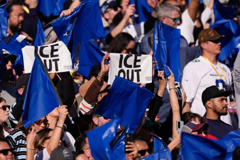 Fueron compartidas por el grupo “Contra-Ice”