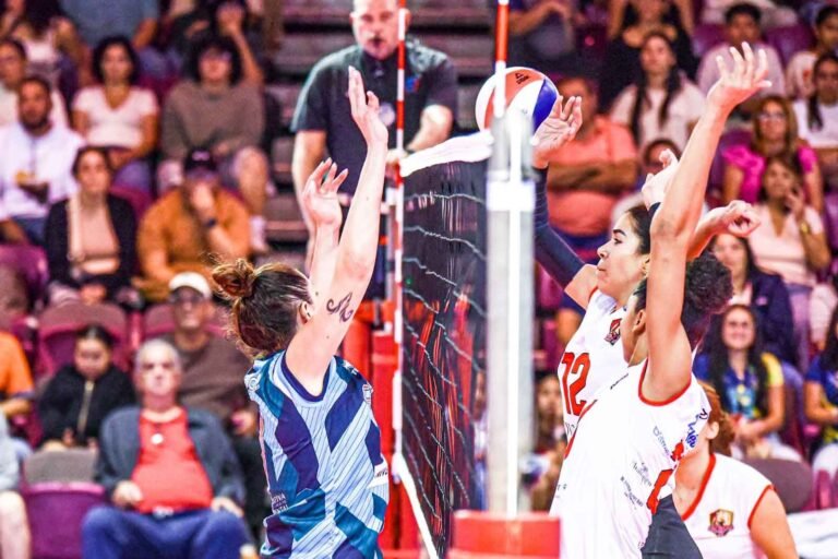 El sexteto de Caguas venció en cuatro parciales a las Leonas para sumar tres puntos y mejorar su marca a 6-1