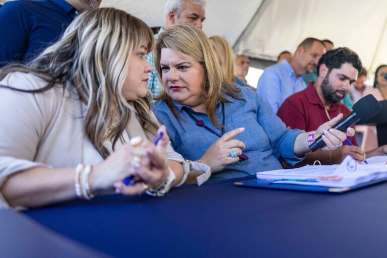 La titular de la agencia, Ciary Pérez Peña, se ha limitado a tachar como “falsas” las revelaciones de una investigación periodística en su contra