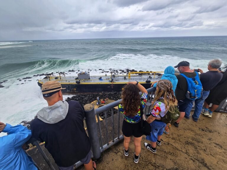 Expertos de una compañía especializada ha encontrado que cuatro tanques de diésel sufrieron daños