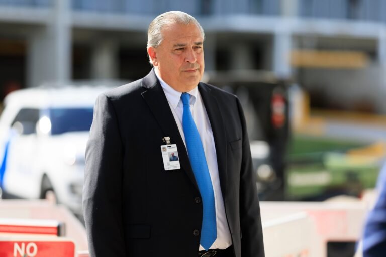 El ente, al intentar justificar su suspicacia ante el tracto de la licitación, remitió un nuevo y extenso requerimiento de información a la AEE