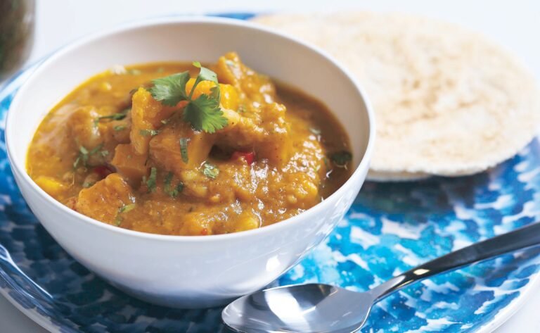 El querellante relató que permitió que los asaltantes entraran a su casa mientras calentaba la comida