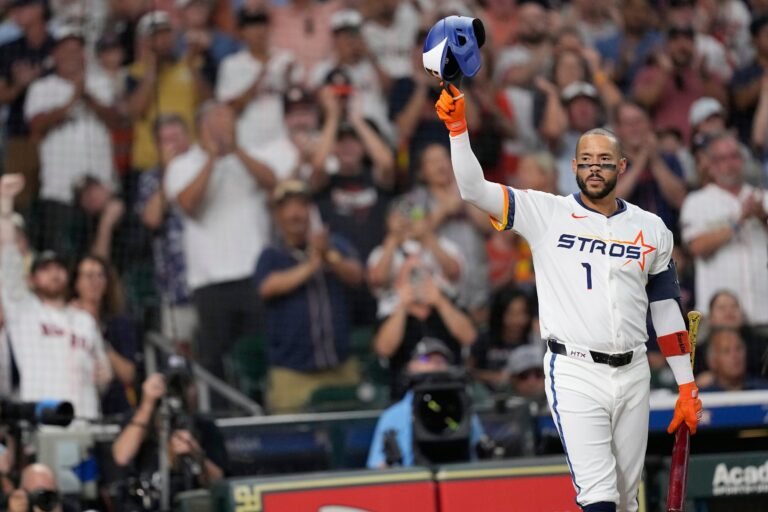 Rob Manfred reconoce las dificultades para cubrir a los jugadores