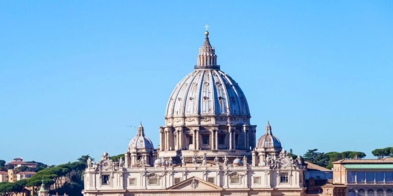 También se harán exhibiciones en la terraza, incluidas para niños, relacionadas con la historia del monumento, su construcción y mantenimiento