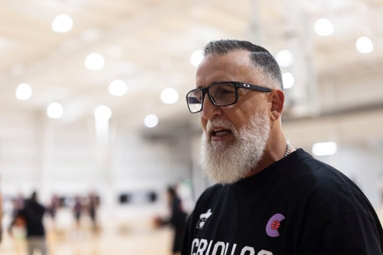 El dirigente Wilhelmus Caanen aplaude los amistosos en Nueva York, junto a Ponce y Manatí, y detalla la preparación del quinteto a mes y medio del inicio del torneo 2026