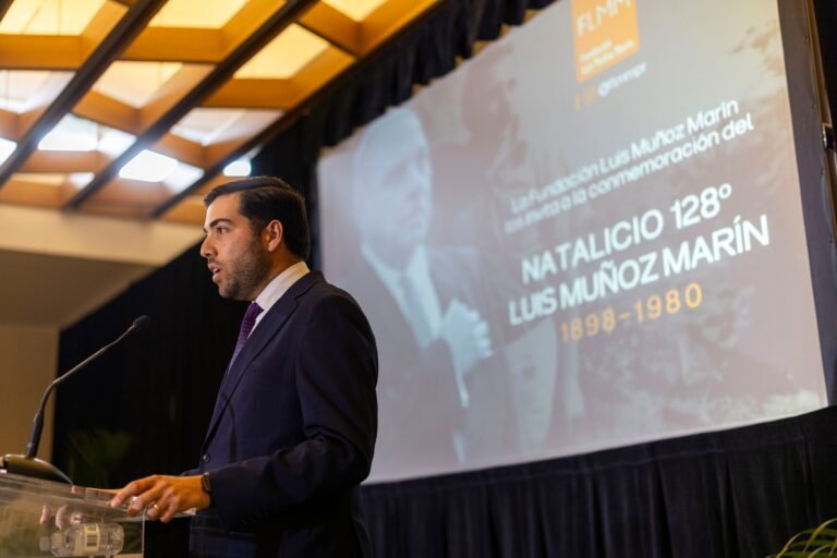 La fundación, que lleva el nombre del primer gobernador electo, conmemoró el natalicio número 128 del líder político