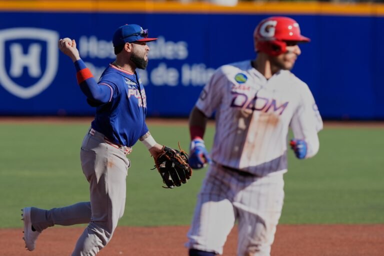 Los Cangrejeros de Santurce perdieron 5-3 ante la novena dominicana, que mejoró a 2-0, en la segunda jornada del torneo en Guadalajara