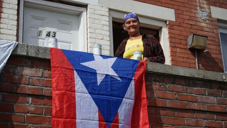 Una investigación presentada en la Segunda Cumbre Anual de Puertorriqueños en Connecticut estimó que la diáspora genera el 3.9% del Producto Interno Bruto (PIB) del estado