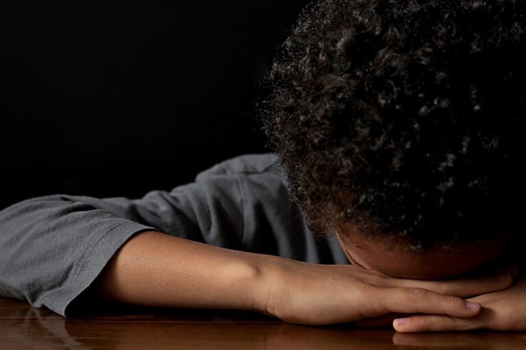 La mujer, de 44 años, enfrenta un cargo por hechos ocurridos en abril de 2025