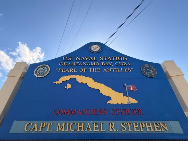 La brecha territorial, ideológica y económica entre los dos países, se vuelve palpable cuando se visita el lugar