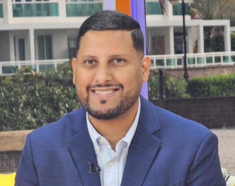 El ayuntamiento indicó que Dan Santiago se encuentra bajo monitoreo médico constante con un “cuadro de salud delicado”