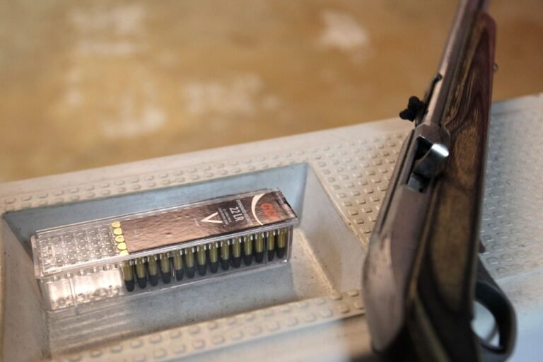 El agresor fue un alumno de 15 años y habría utilizado una escopeta