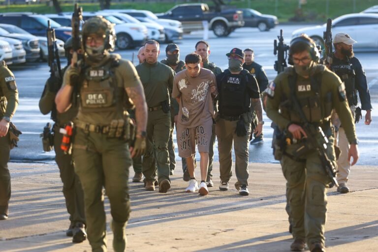 Algunos de los acusados estarían relacionados con el asesinato de un niño de 4 años y otros dos adultos durante un cumpleaños en Cataño en el 2023