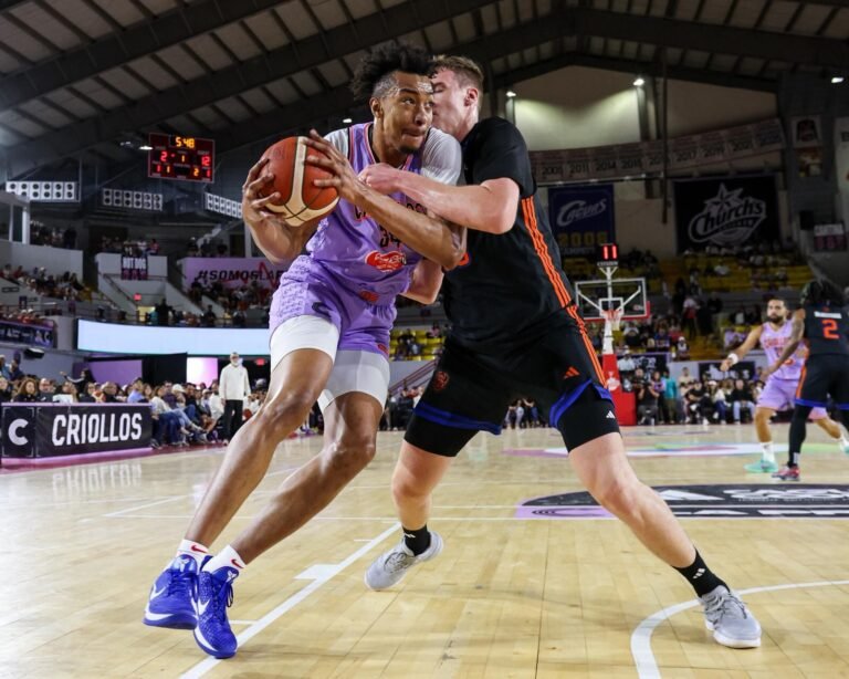 El nuevo centro de 7′0″ de Caguas lució en su estreno en el BSN ante Santurce