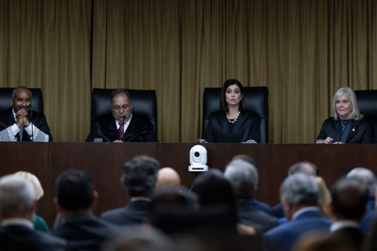 La idea de establecer un mecanismo de “coadministración” entre la jueza presidenta y el pleno del Tribunal Supremo levanta cuestionamientos constitucionales y de administración pública