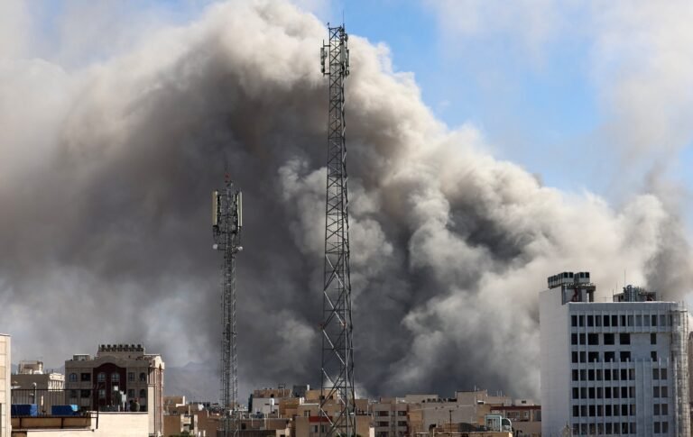 Los hallazgos del informe cuestionan la posibilidad de que los ataques derroquen al liderazgo militar y al clero del país