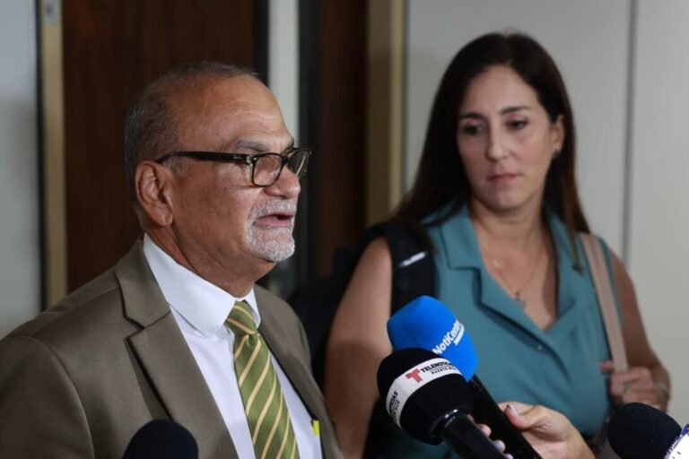 El juicio comenzará el 6 de abril, según determinó el juez Juan Reyes Colón durante la vista de lectura de acusación