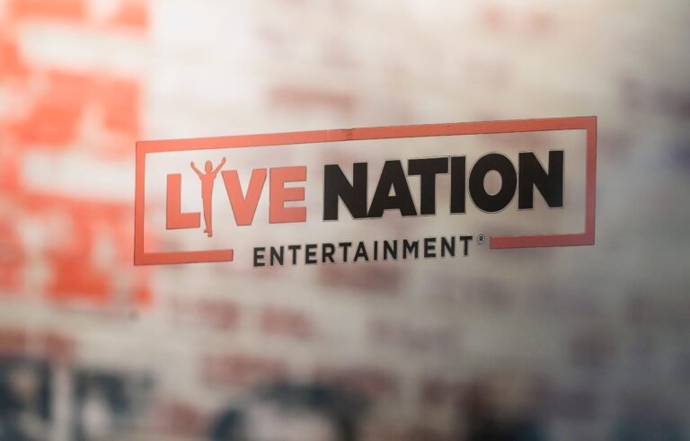 Live Nation pagaría una multa de $280 millones y se desprendería de al menos 13 anfiteatros en todo el país, además de abrir sus procesos de venta de entradas
