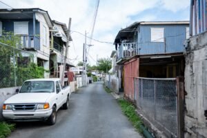 Unas 187 familias, que viven en condiciones de vulnerabilidad a inundaciones severas en Cataño, esperan por un nuevo plan luego que se descartara la mudanza a Bayamón