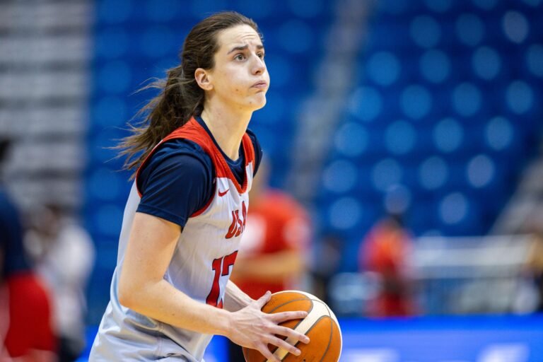 La base aportó 17 puntos y 12 asistencias en la victoria 110-46 sobre Senegal, la segunda mayor cifra de asistencias en la historia del torneo