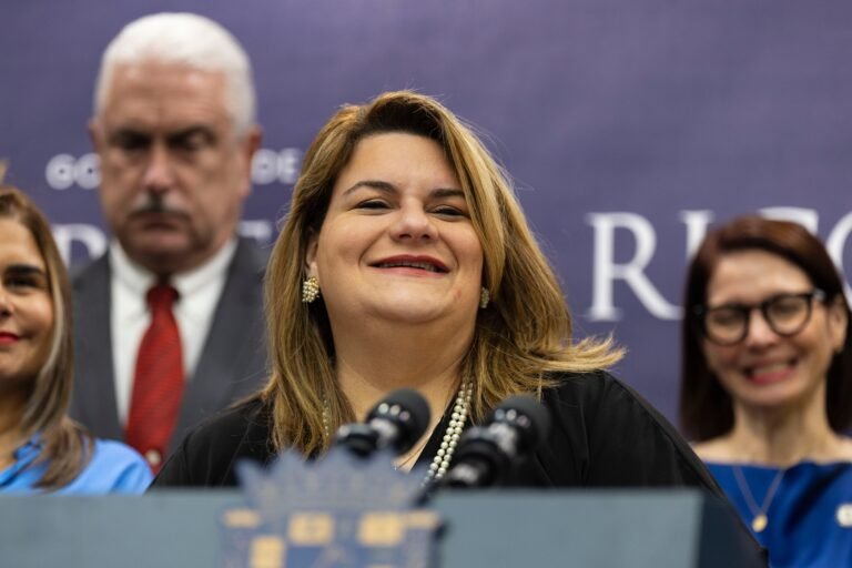 La gobernadora respondió fuertamente a la citación del Senado a su secretario de la Gobernación, Francisco Domenech