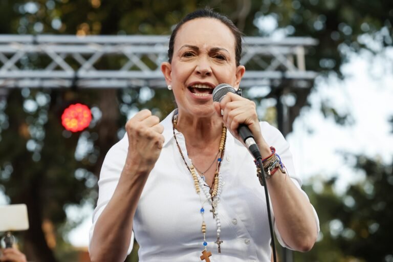 La líder opositora venezolana y nobel de la paz lanzó fuertes críticas contra el gobierno de la presidenta encargada del país