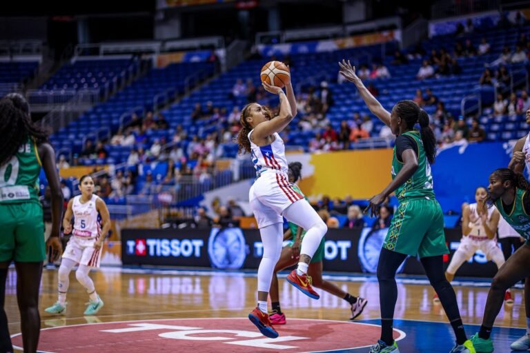 El quinteto boricua consiguió el domingo su primer triunfo en el clasificatorio en San Juan y ahora buscará ante Nueva Zelanda el boleto a Alemania 2026