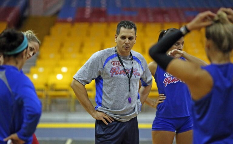 El veterano José Mieles asume las riendas del equipo por lo que resta de temporada del Voleibol Superior Femenino