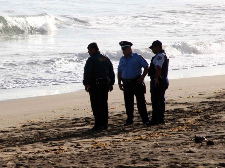 La información preliminar apunta a que ocurrió en la playa Punta Arenas