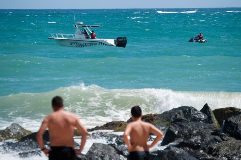 El incidente se dio luego que el mar cobró la vida de tres turistas el miércoles