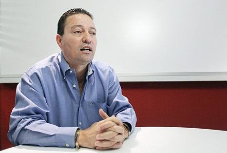 El funcionario se ausentará temporalmente del ayuntamiento mientras recibe tratamiento para la mielofibrosis