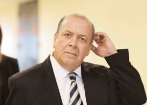 El exsecretario de Justicia y contratista del gobierno argumenta que la petición del Senado es “incompatible” con una pesquisa legislativa “de buena fe y coherente”