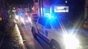 Las autoridades indicaron que el detenido tiene antecedentes por hechos similares