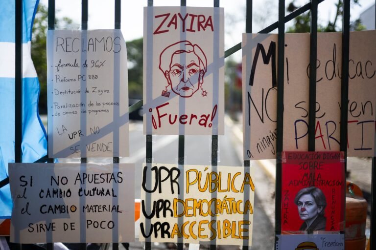 La presidenta de la institución convocó el encuentro en momentos en que varios recintos han decretado paros y huelgas