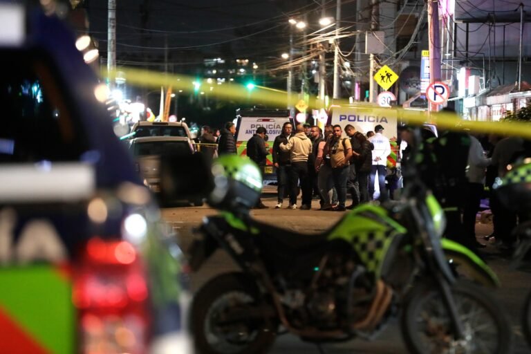 El exsenador y exprecandidato presidencial de Colombia murió en 2025 tras ser baleado durante un mitin político