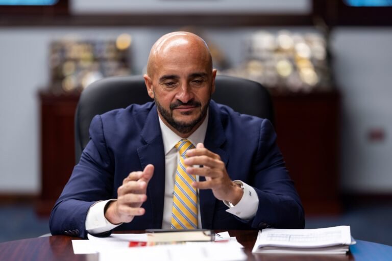 El superintendente de la Uniformada le respondió al presidente del Senado, Thomas Rivera Schatz