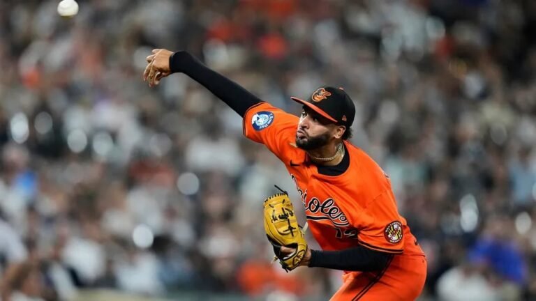 El lanzador que había debutado en las Mayores en 2023 con San Diego, ya tuvo una aparición con Baltimore en 2025