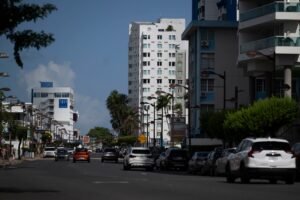 Una llamada al Sistema de Emergencia 9-1-1 alertó a las autoridades sobre un hombre con una presunta actitud violenta en la hospedería