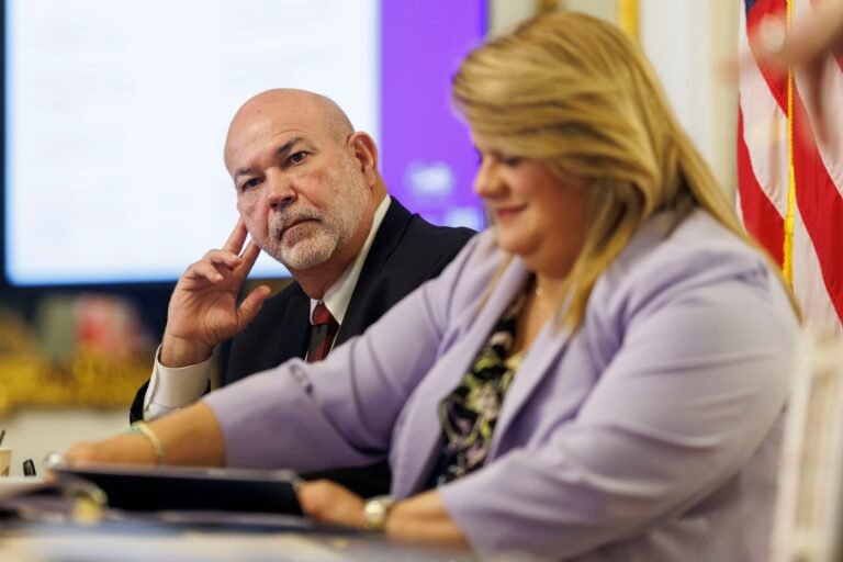 El presidente cameral dijo que, con la información obtenida al momento, el DTOP puede tomar acciones para garantizar que estas instalaciones operen en ley